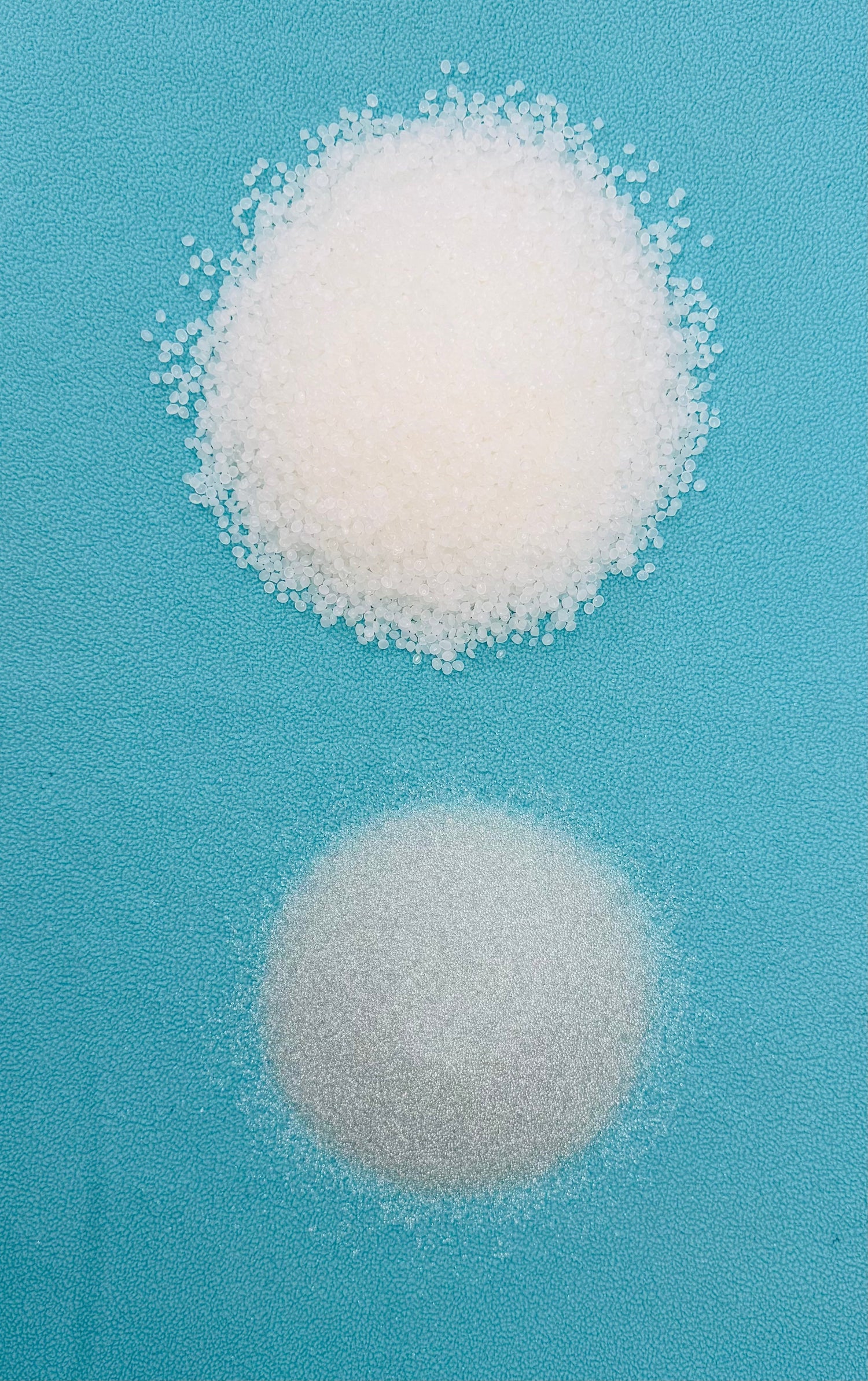 Which is Better? Poly Pellets vs Glass Beads for Weighted Blankets & Crafts